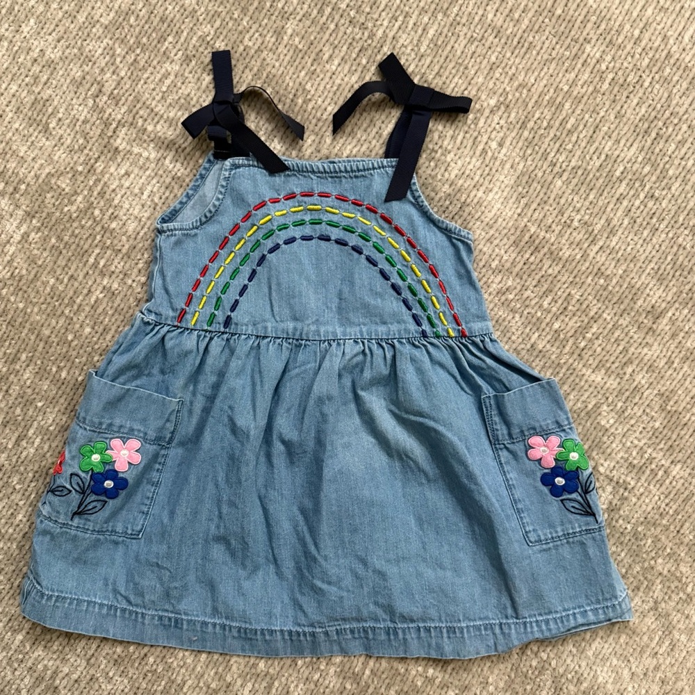 Hanna Andersson Rainbow Embroidered Chambray Dress – Size 90 (US 3)